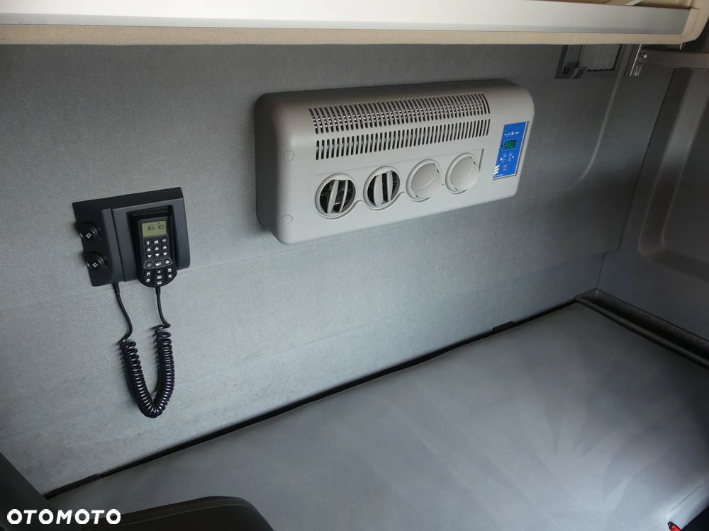 Renault T440 13L  + SCHMITZ FIRANKA / ZESTAW MEGA / AUTOMAT / - 32