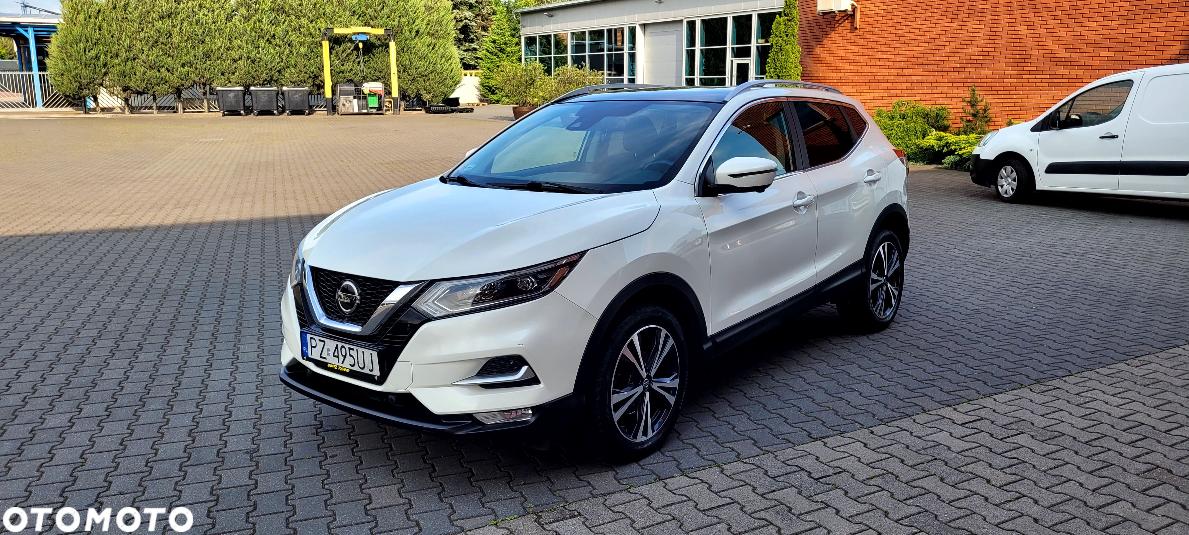 Nissan Qashqai 1.2 DIG-T N-Connecta - 1