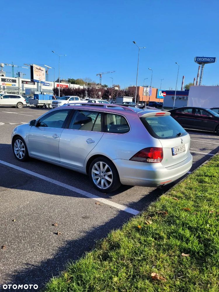 Volkswagen Golf 1.6 TDI DPF Highline - 18