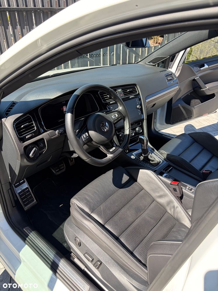 Volkswagen Golf R 4Motion (BlueMotion Technology) DSG - 11