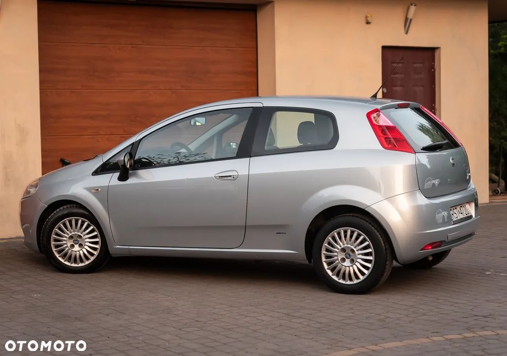 Fiat Grande Punto 1.4 8V Active - 12