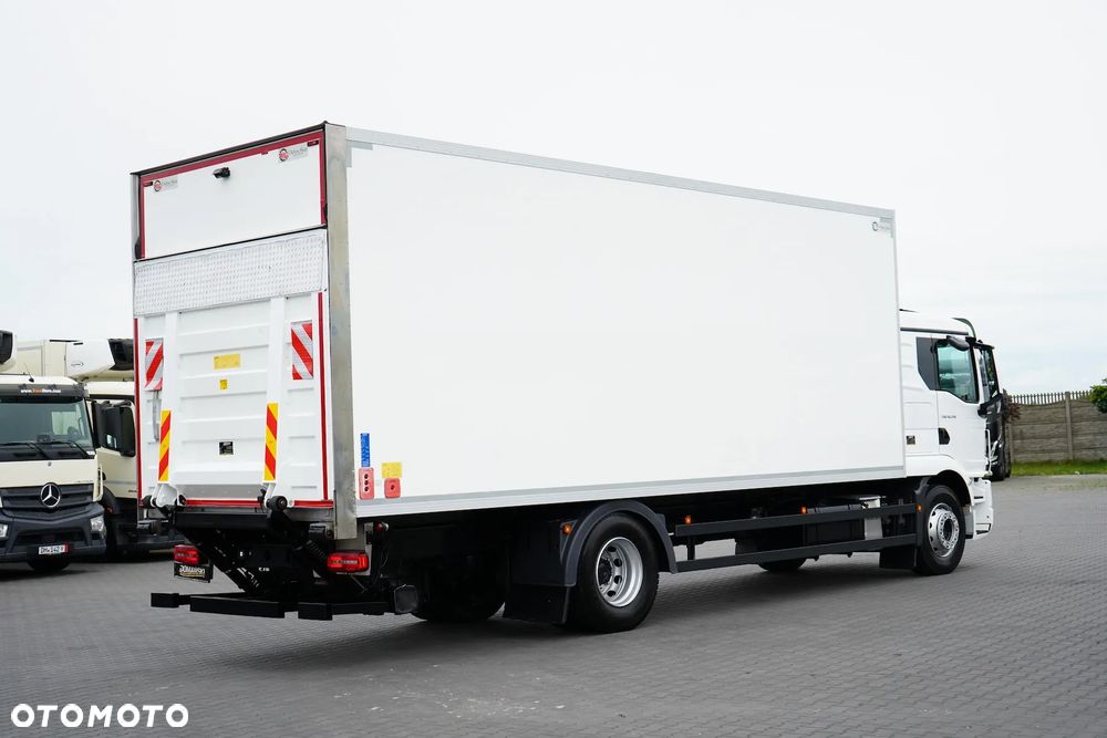 MAN TGM / 18.290 / ACC / EURO 6 / IZOTERMA + WINDA / 18 PALET / OTWIERANY BOK - 6