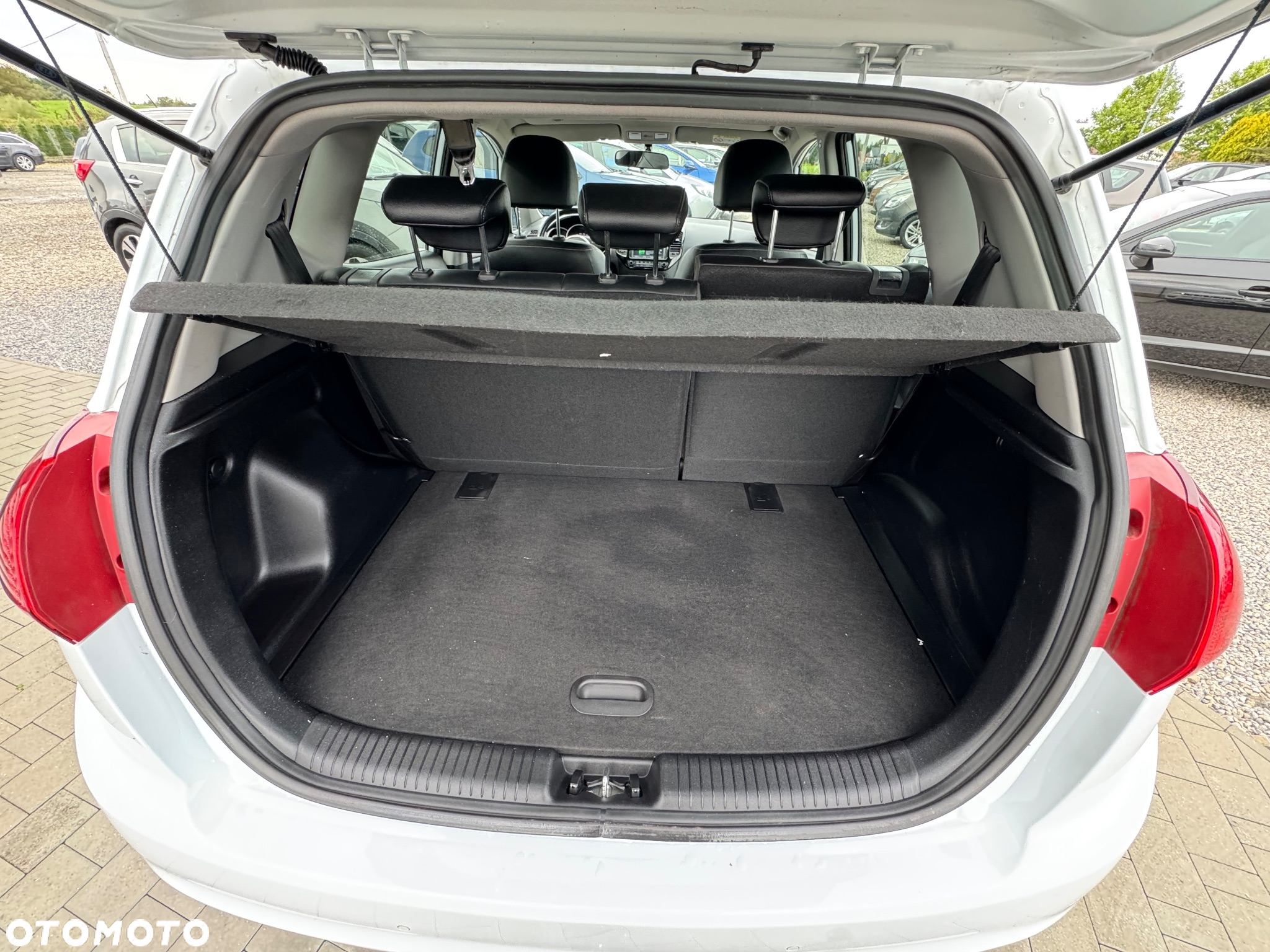 Kia Venga 1.4 CVVT Dream-Team Edition - 18