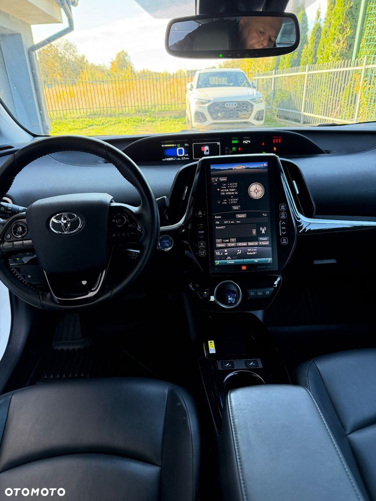 Toyota Prius - 34
