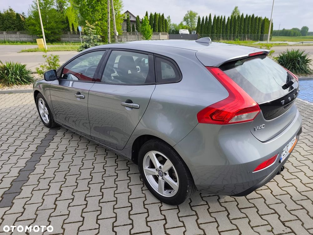 Volvo V40 D2 - 3