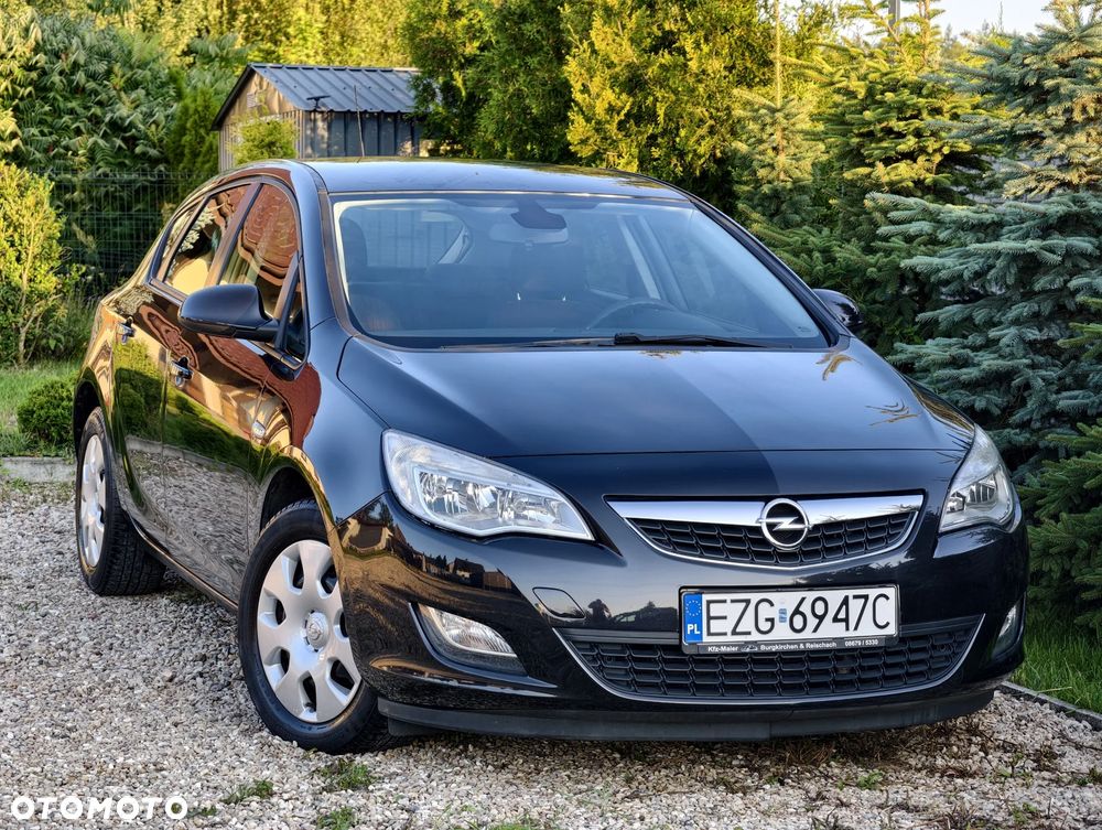 Opel Astra 1.6 Enjoy - 11