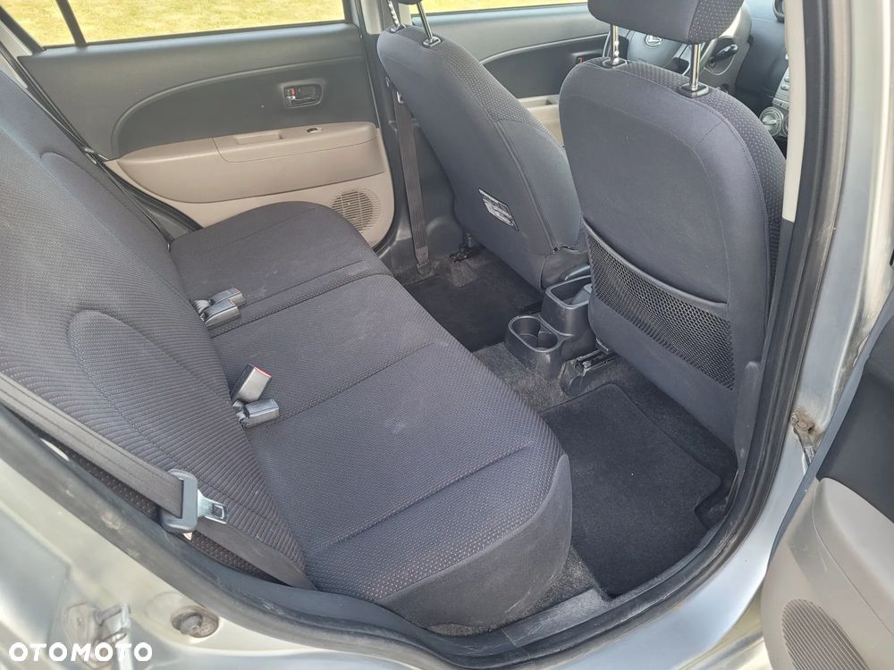 Daihatsu Sirion 1.3 - 7