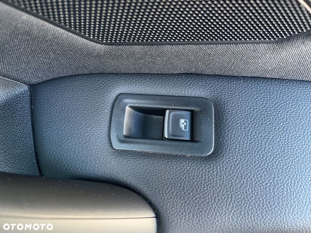 Volkswagen Tiguan - 19