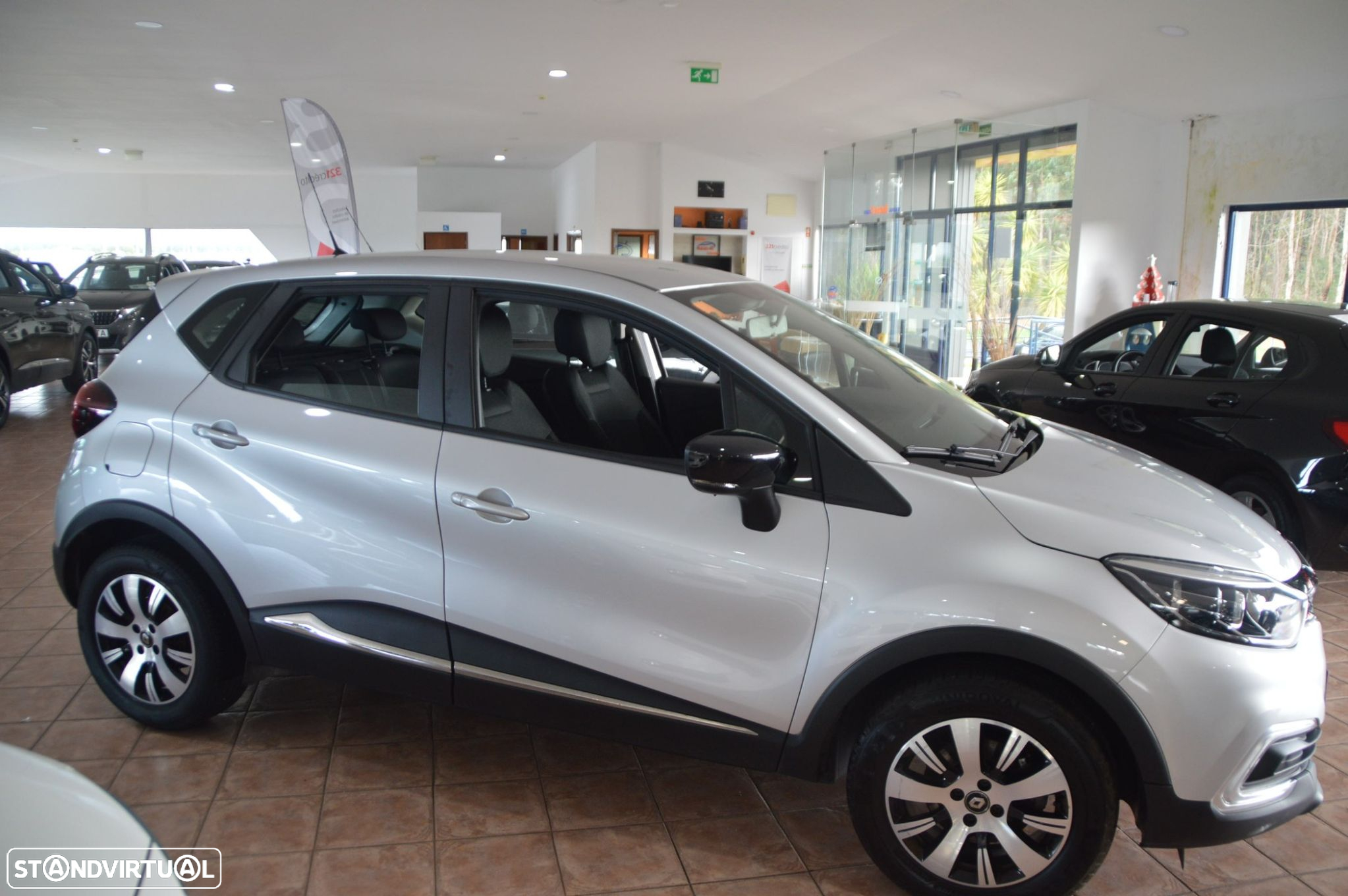 Renault Captur 1.3 TCe Exclusive - 4