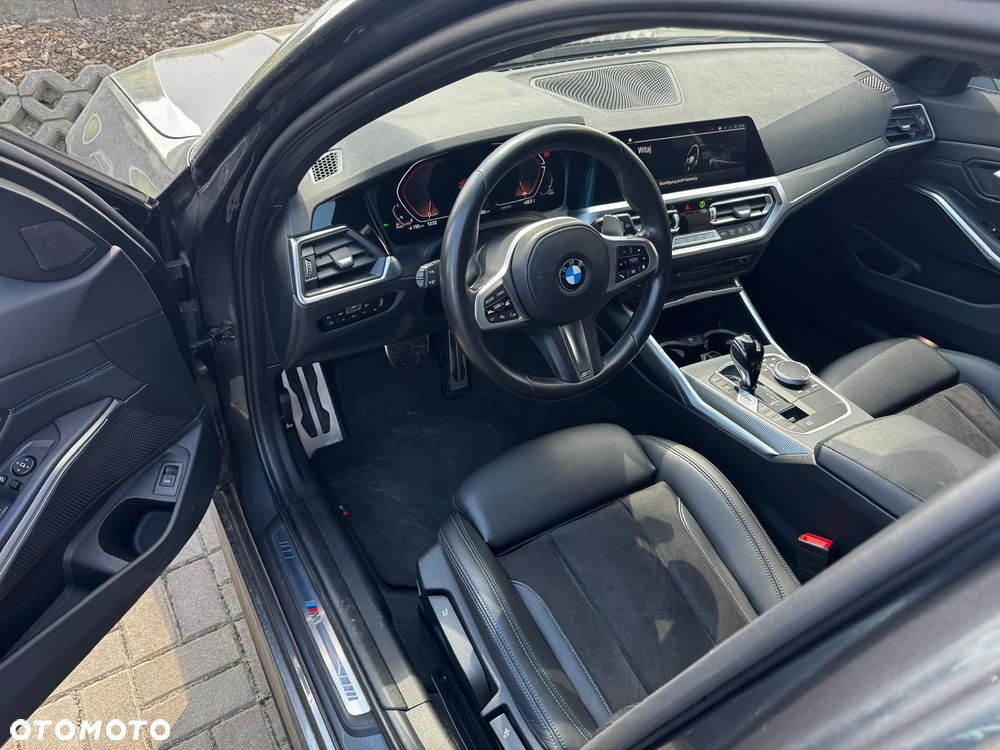 BMW Seria 3 320d mHEV M Sport - 6