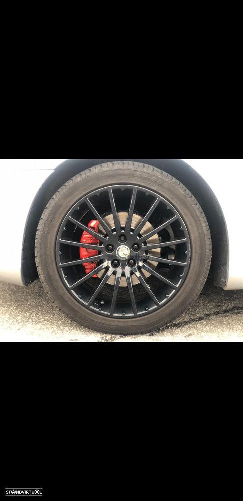 Alfa Romeo GT 1.9 JTD M-JET - 8