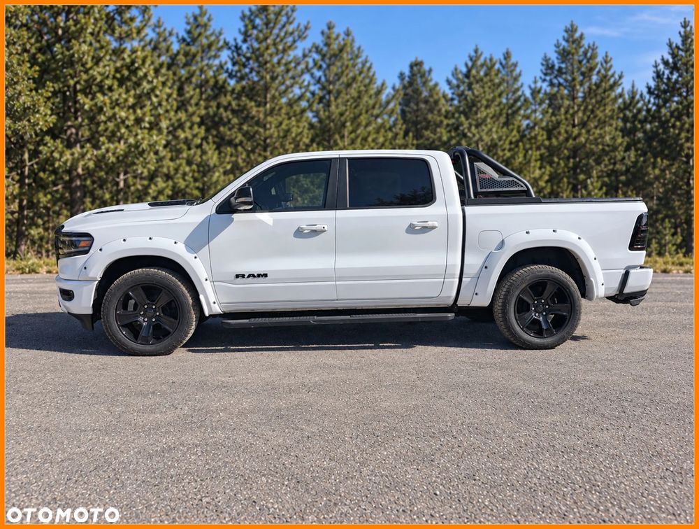 RAM 1500 Crew Cab Shortbed Bighorn - 2