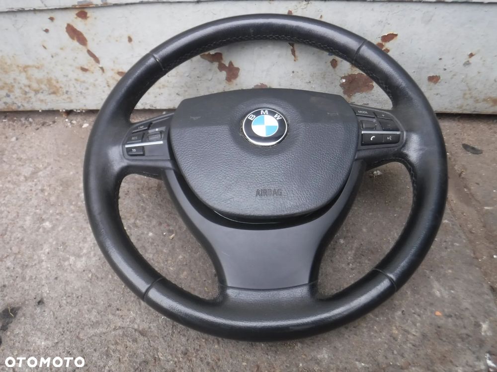 BMW F10 F11  kierownica multifunkcyjna skorzana ladna - 3