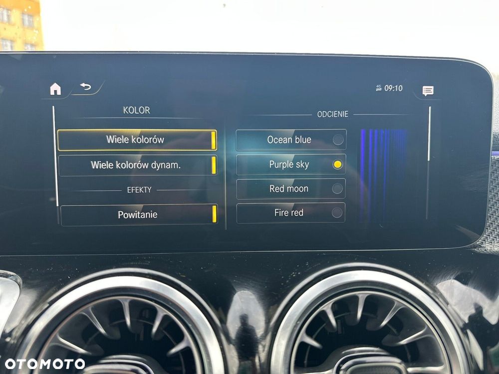 Mercedes-Benz GLB - 17