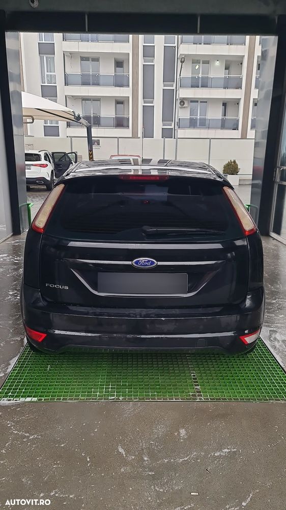 Ford Focus 1.6 Ti-VCT Titanium - 11