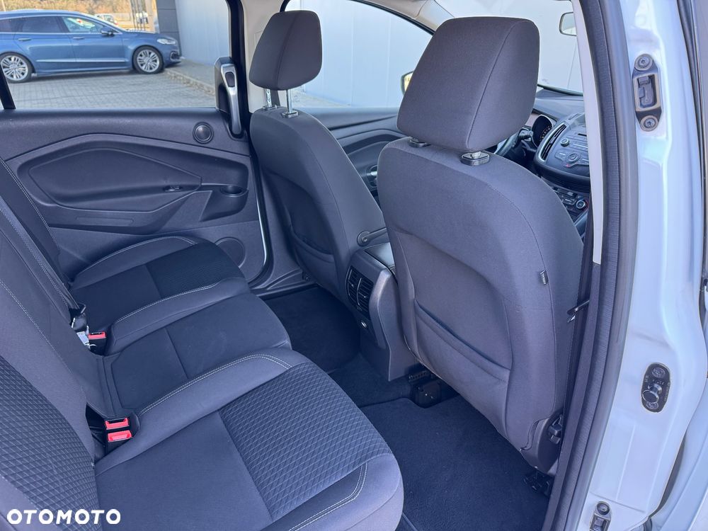 Ford Grand C-MAX - 29