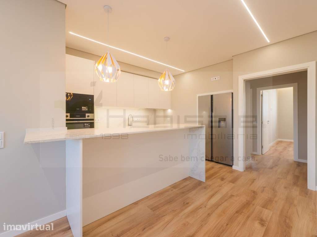 T3 Duplex, Totalmente Remodelado, com 135 m² | Murtal - Parede - Grande imagem: 2/40