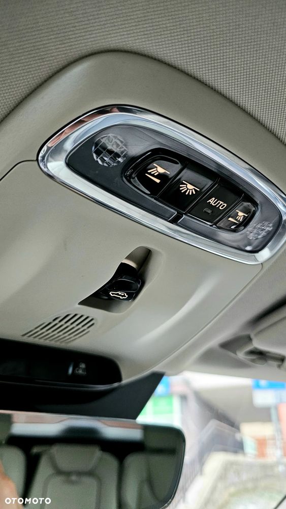 Volvo XC 90 T6 AWD Momentum 7os - 20