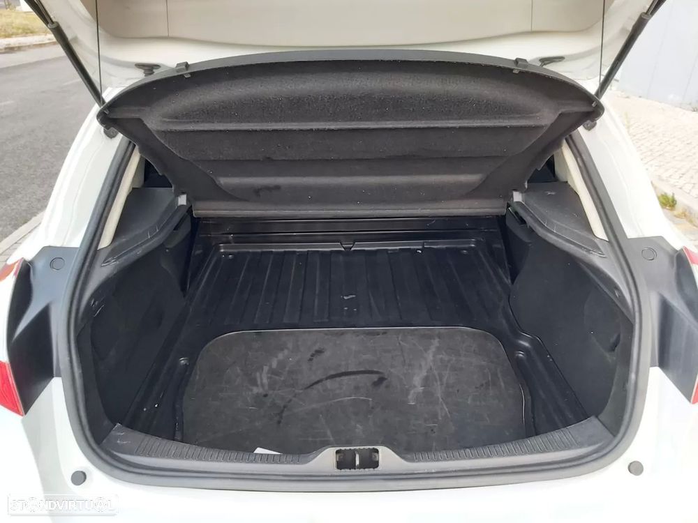 Renault mégane 1.5 dci iii hatchback - 31