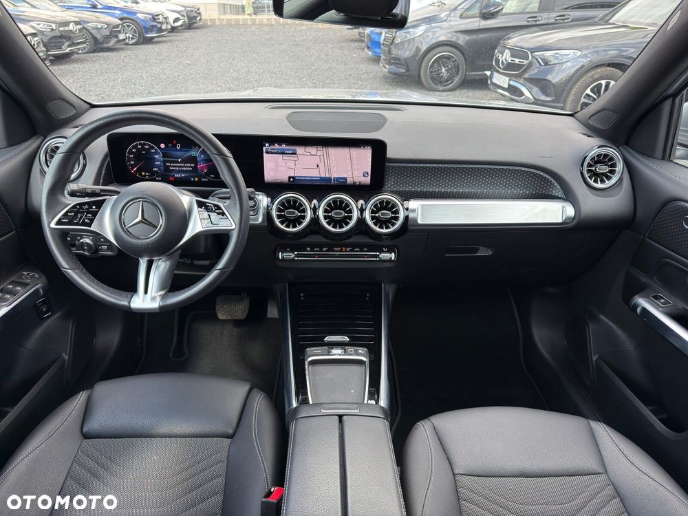 Mercedes-Benz GLB 200 Progressive 7G-DCT - 19
