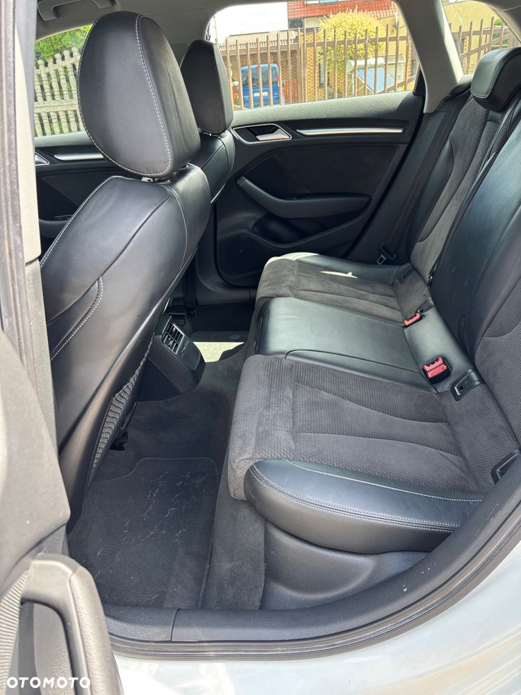 Audi A3 Sportback - 11