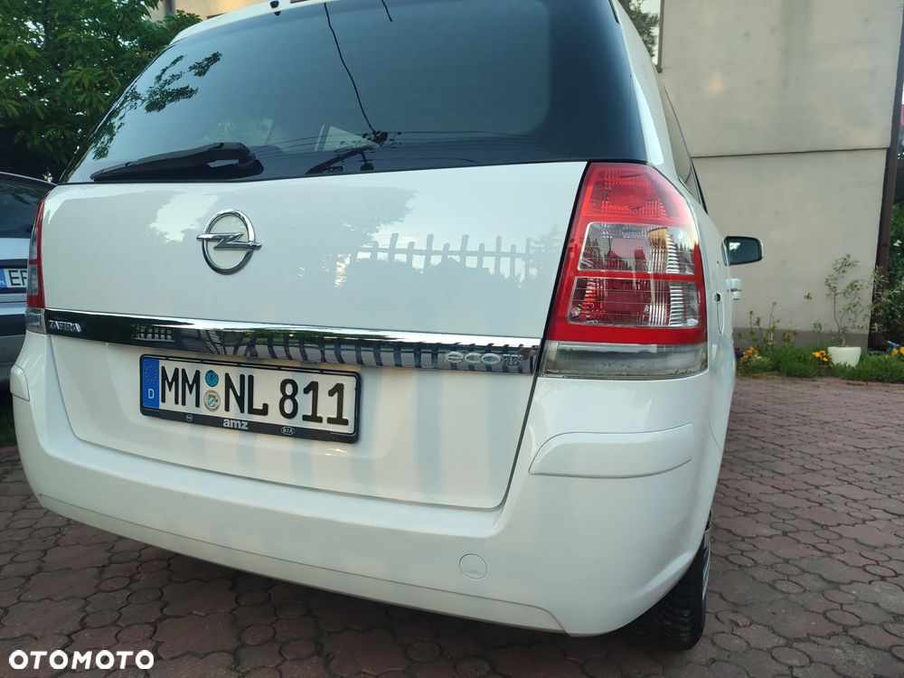 Opel Zafira 1.6 Cosmo - 10