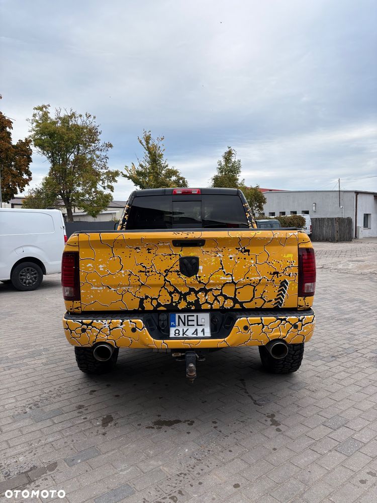 Dodge RAM 5.7 4x4 - 6
