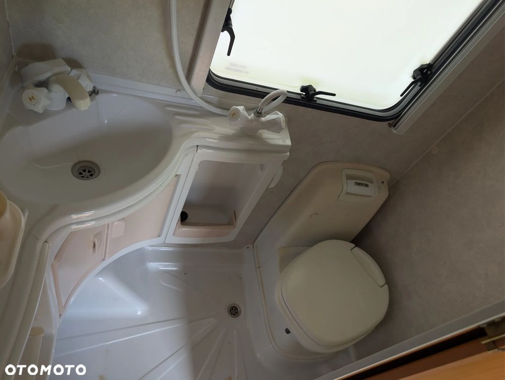 Avondale Coachcraft Dart 510 - 17