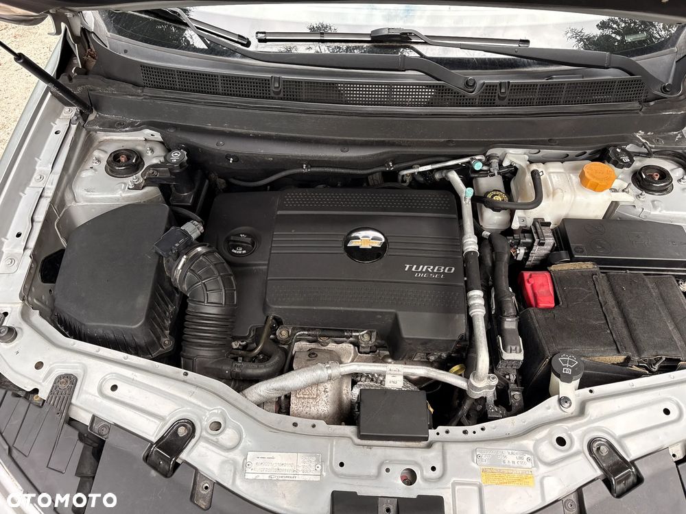 Chevrolet Captiva 2.2 2WD LS - 21