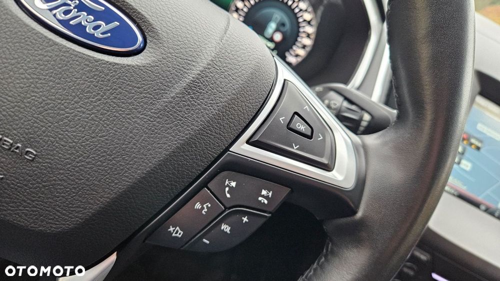 Ford S-Max 2.0 TDCi Titanium - 32