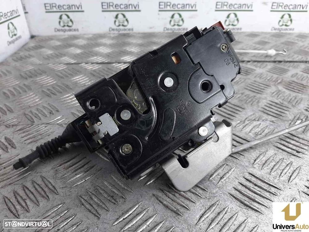 FECHADURA PORTA FRONTAL DIREITA AUDI A4 2002 -8E1837016C - 2