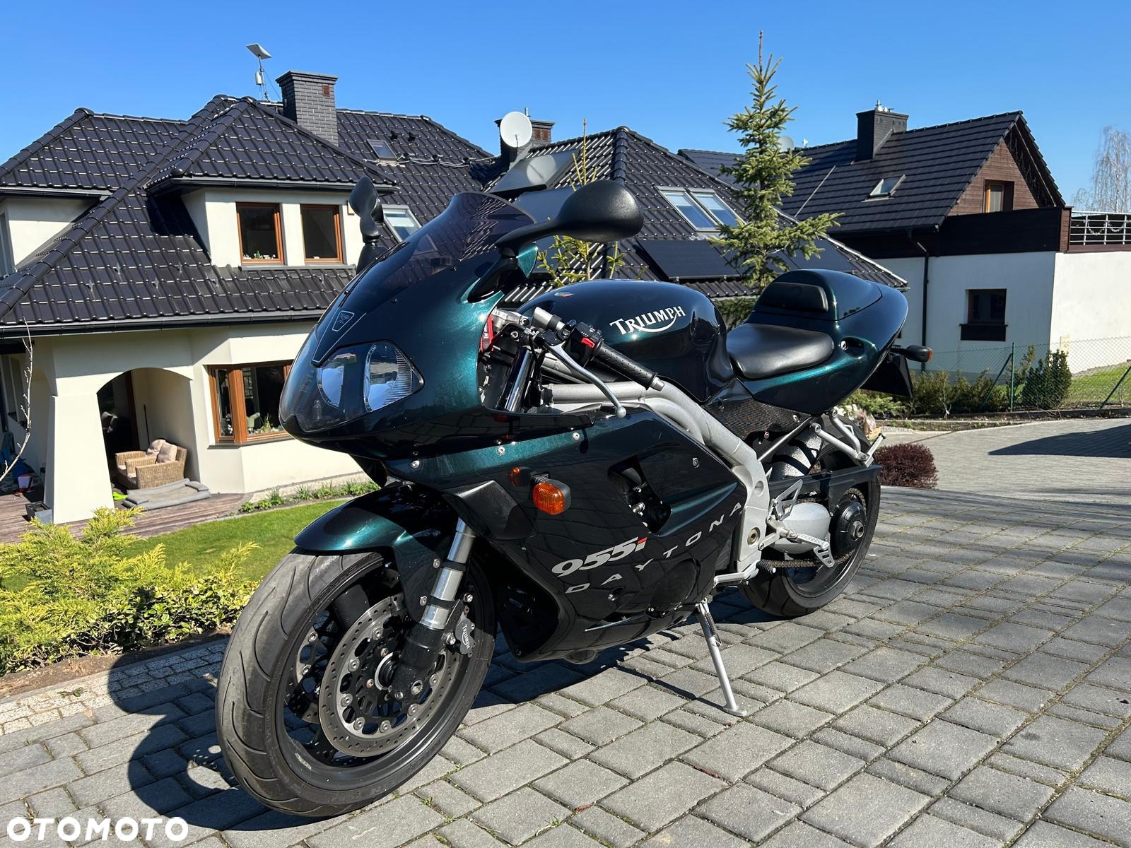 Triumph Daytona - 2