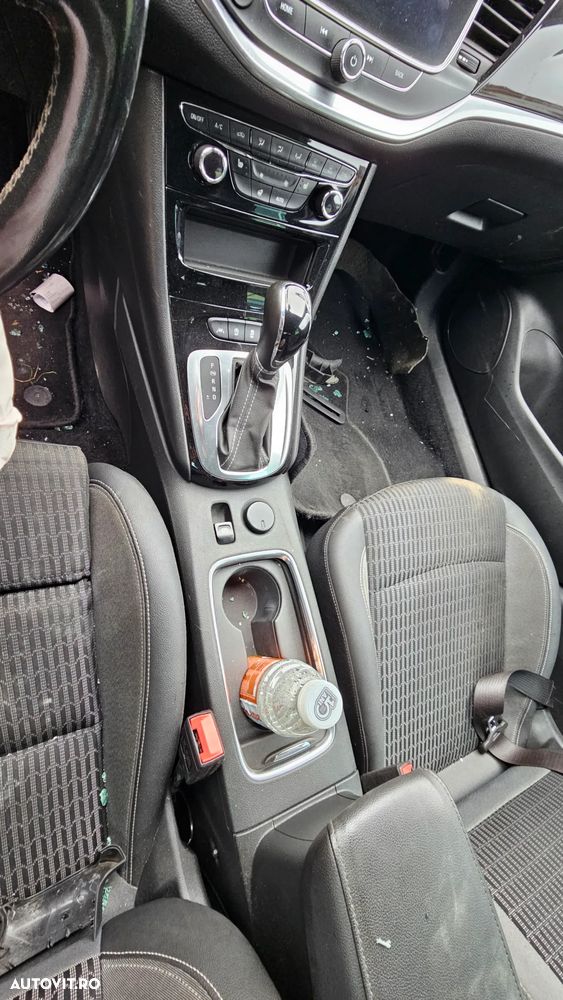 Opel Astra K 1.5 122 cp Automata - 6