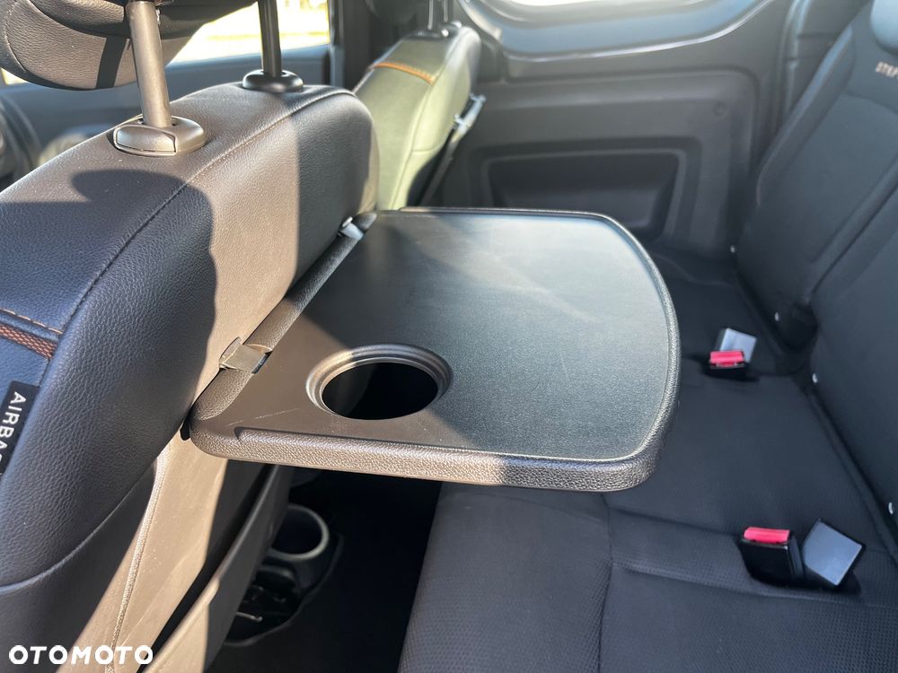 Dacia Dokker TCe 115 Stepway - 38