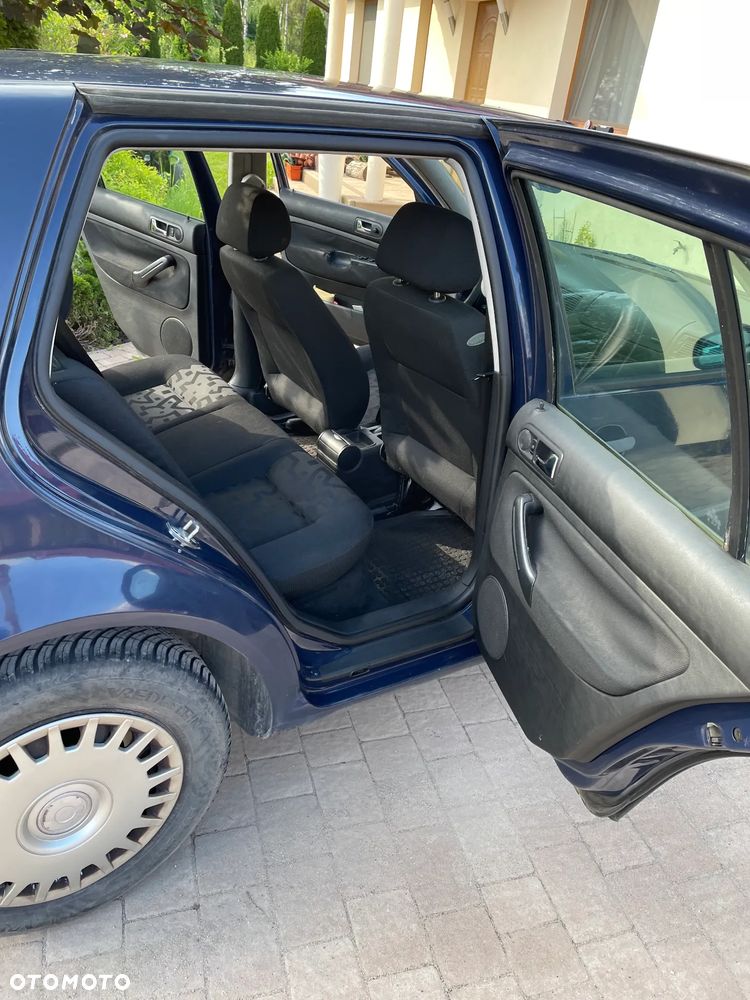 Volkswagen Golf 1.9 TDI Comfortline - 9