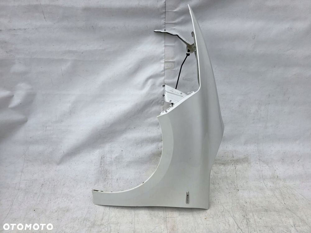 Citroen C4 Picasso II 2 błotnik lewy przedni przód + wspornik mocowanie