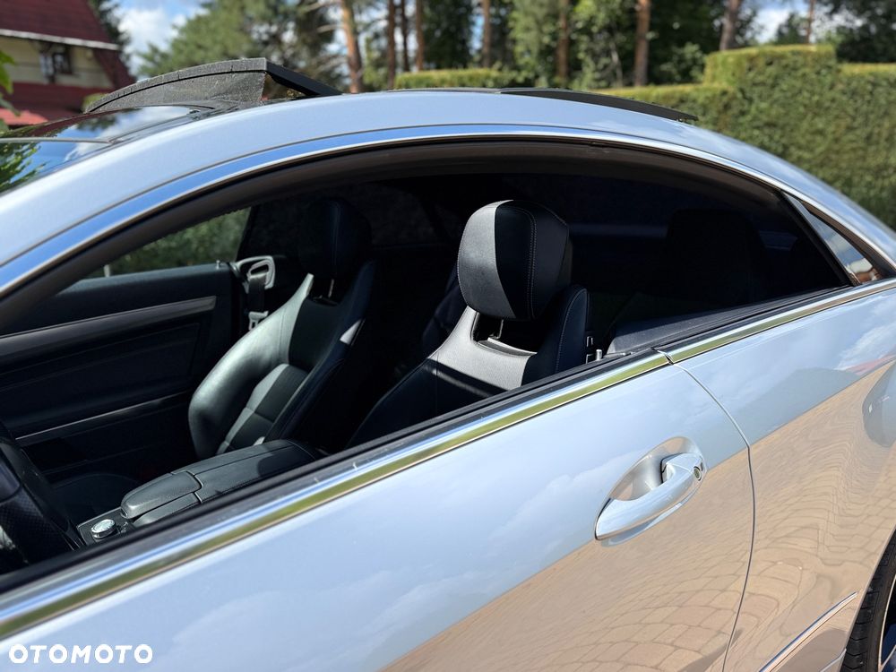 Mercedes-Benz Klasa E 250 7G-TRONIC - 20