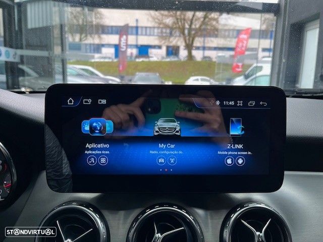 Mercedes-Benz GLA 220 CDI 4Matic 7G-DCT AMG Line - 17