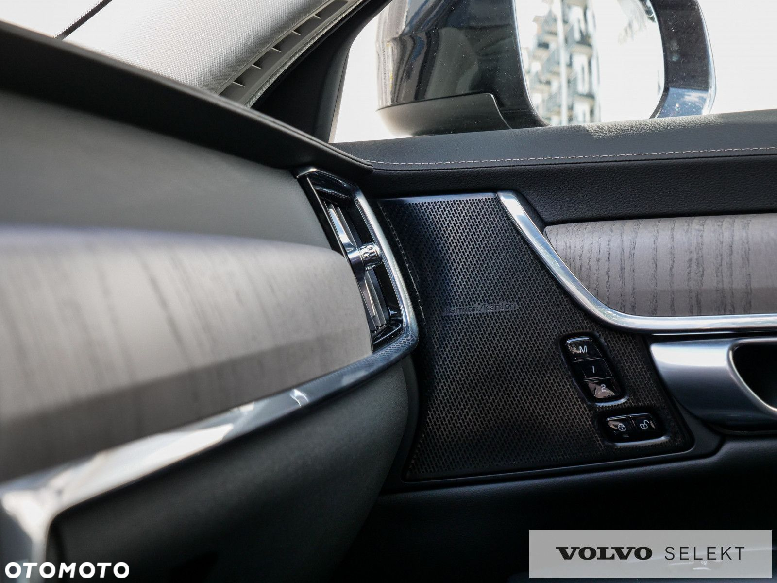 Volvo V90 Cross Country - 21