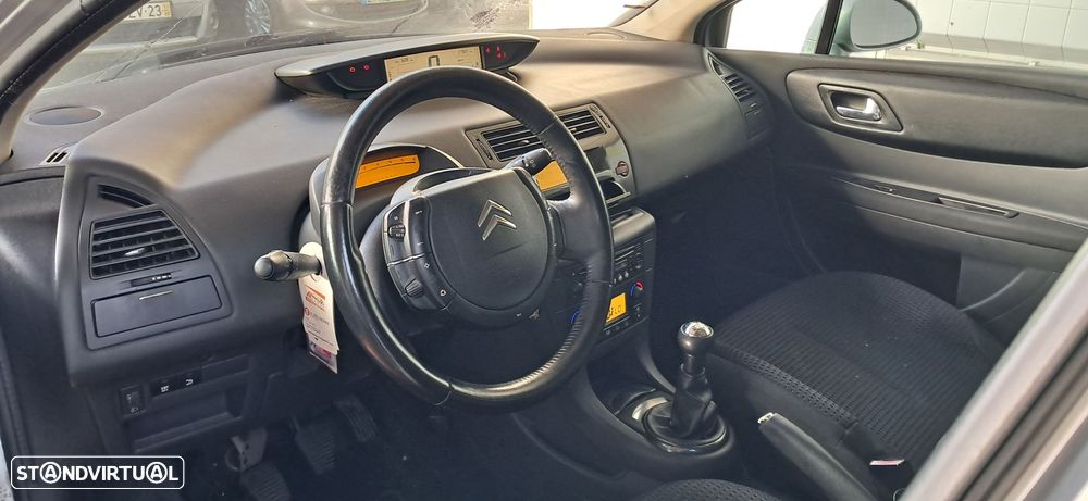 Citroën C4 1.6 HDi 110 SX - 5