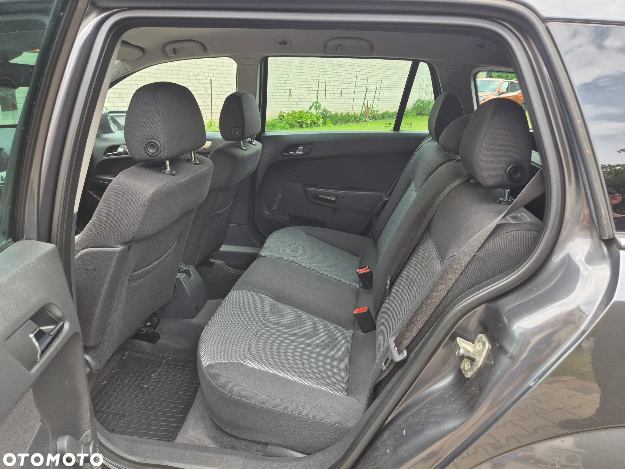 Opel Astra 1.6 Innovation - 11