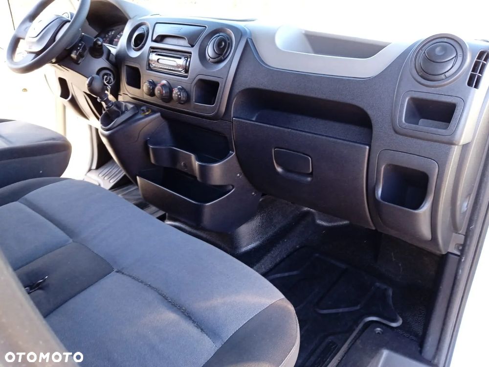 Renault Master - 11