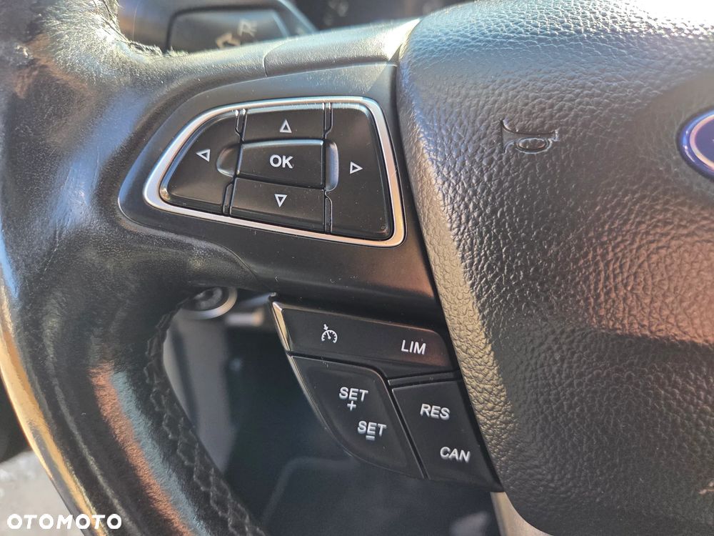 Ford Focus 1.0 EcoBoost Titanium ASS - 22