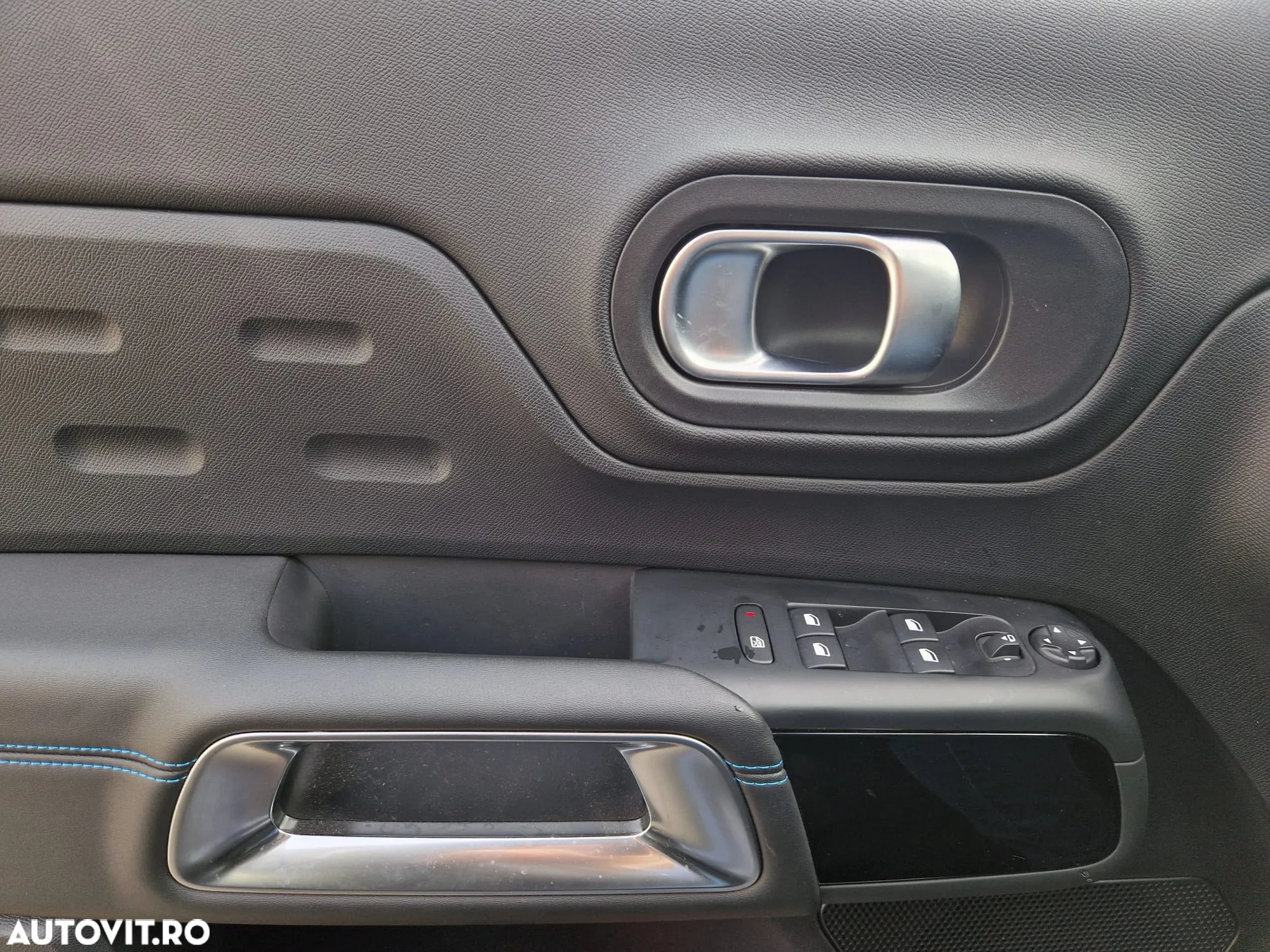 Citroën C5 Aircross 1.6 PHeV FWD 225 EAT8 Shine - 9