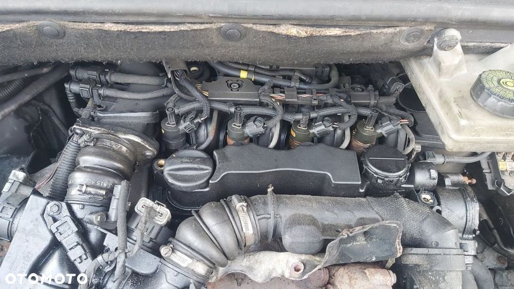 citroen c4 picasso 1,6 HDI silnik - 1
