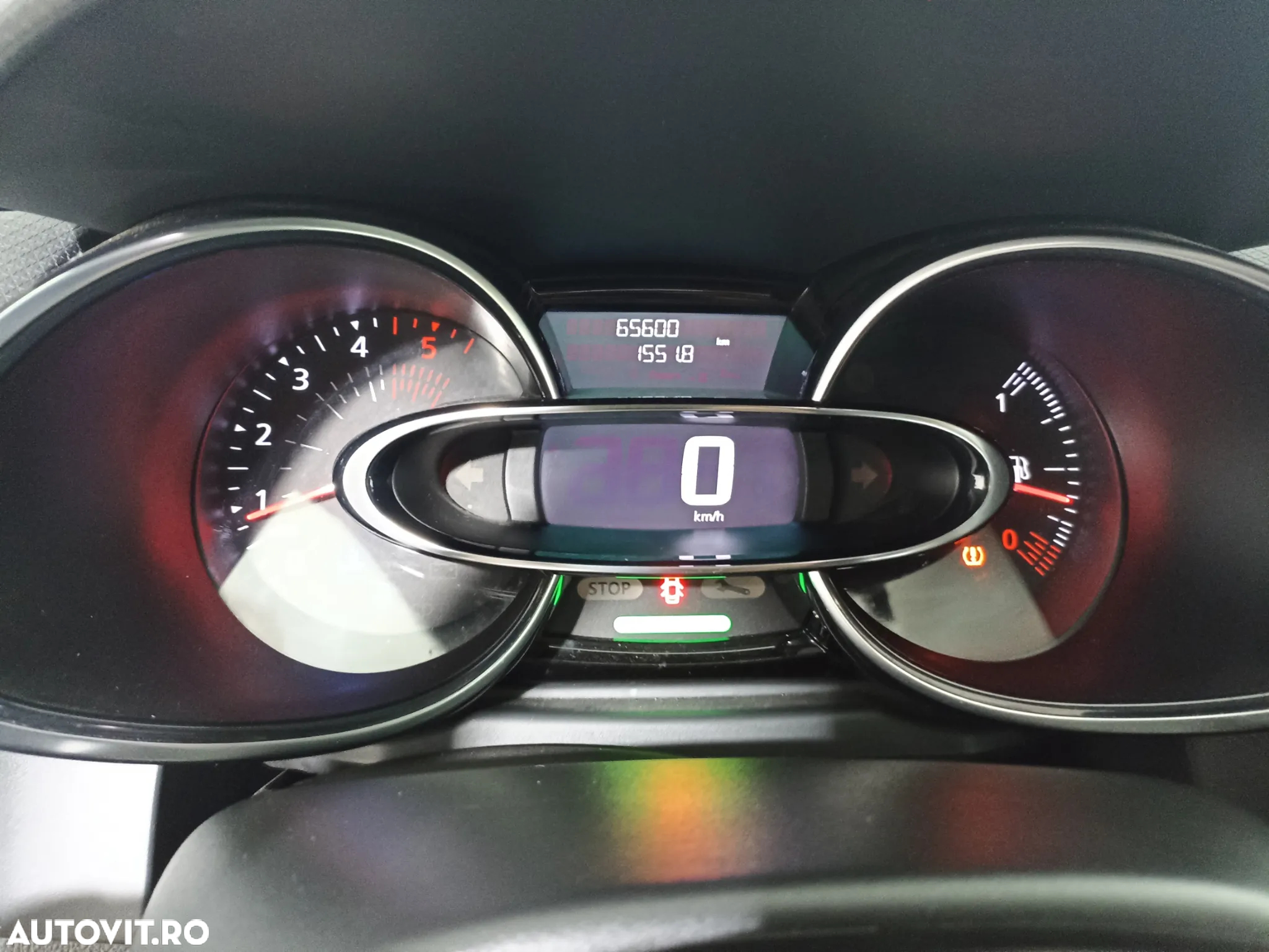 Renault Clio IV dCi Energy Intens - 12
