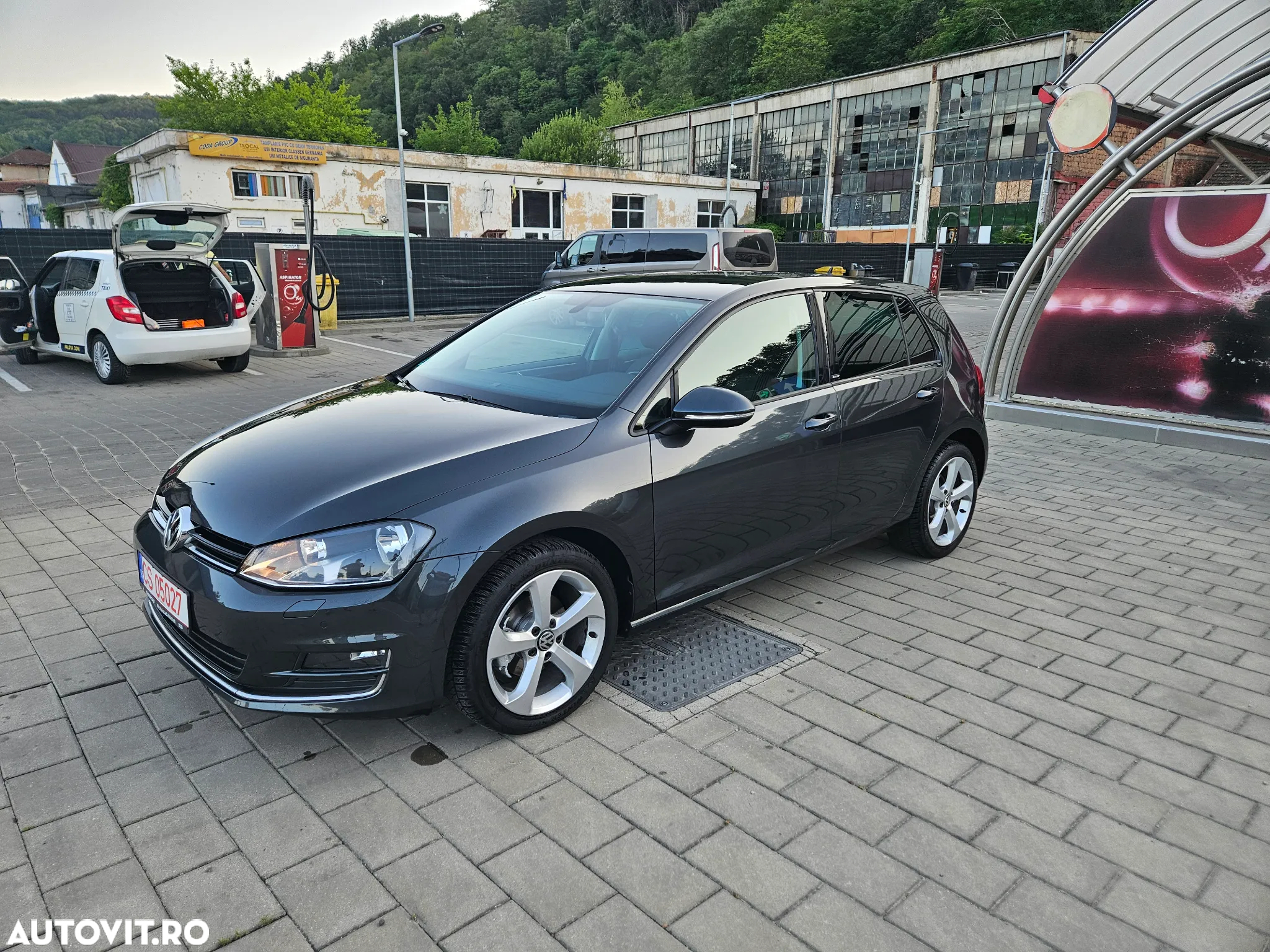 Volkswagen Golf 1.2 TSI BlueMotion Technology Allstar - 2