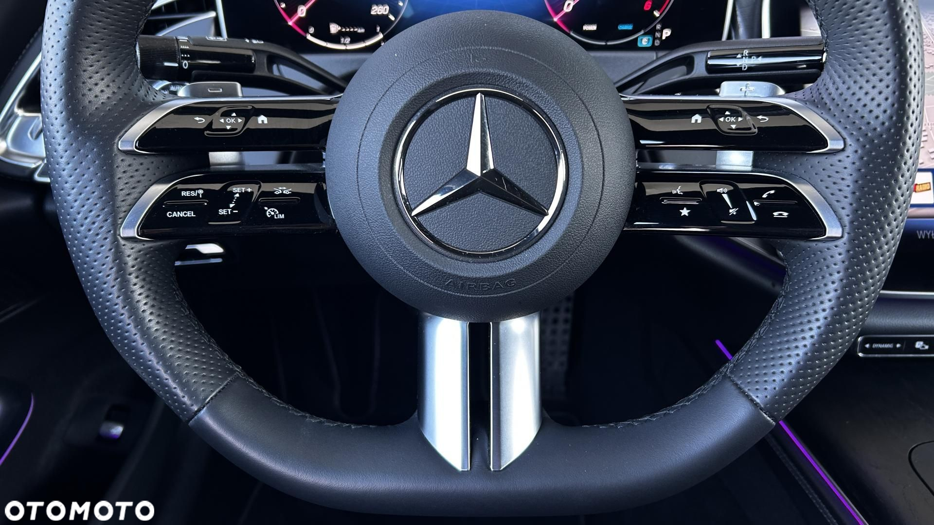 Mercedes-Benz Klasa E - 15