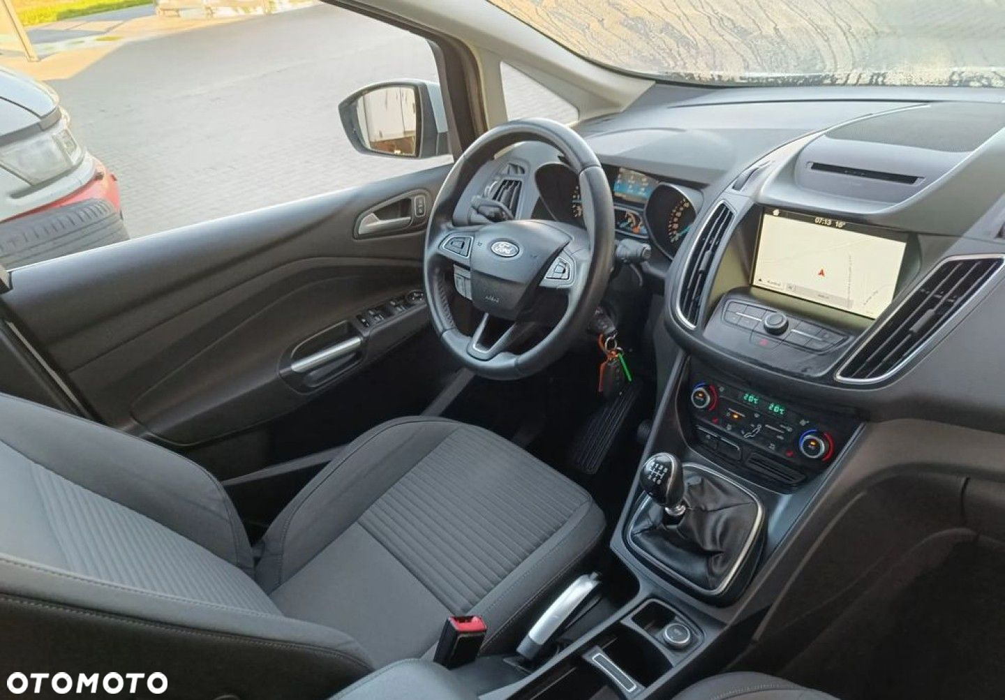 Ford C-MAX - 17