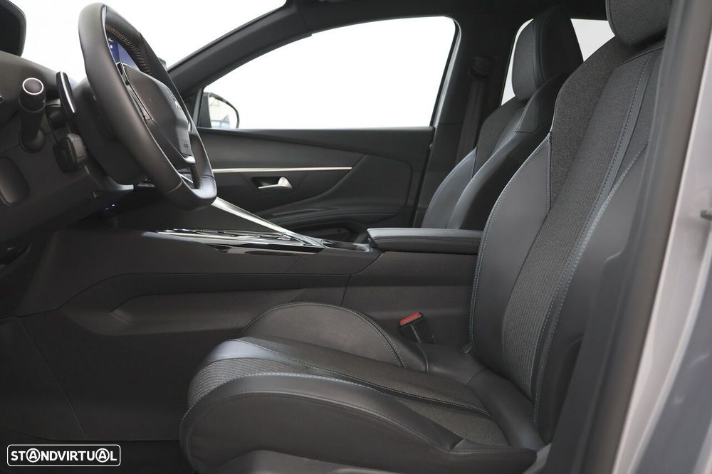 Peugeot 3008 1.6 Hybrid Allure Pack e-EAT8 - 5